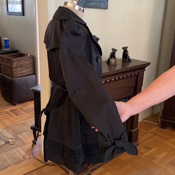 Betsey Johnson coat/rain coat with pockets and great heart buttons - Picture 6 of 13